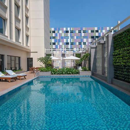 Lemon Tree Premier, New Town, Kolkata Hotel Exterior foto