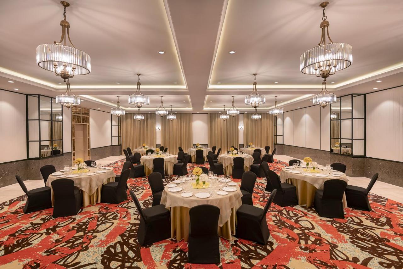 Lemon Tree Premier, New Town, Kolkata Hotel Exterior foto